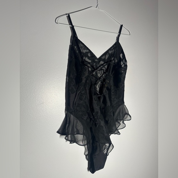 vintage victoria’s secret gold label black ruffle bodysuit size medium - Picture 6 of 8